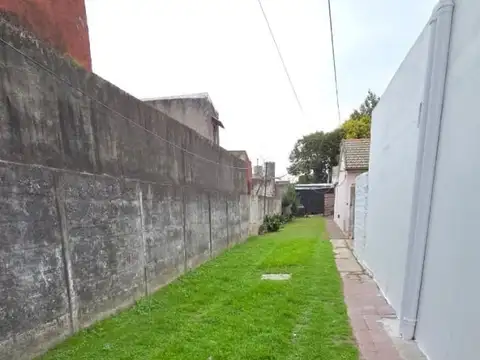 UNAMUNO, MIGUEL DE 2300