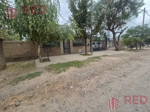 Vende Casa 2 dormitorios en Centenario