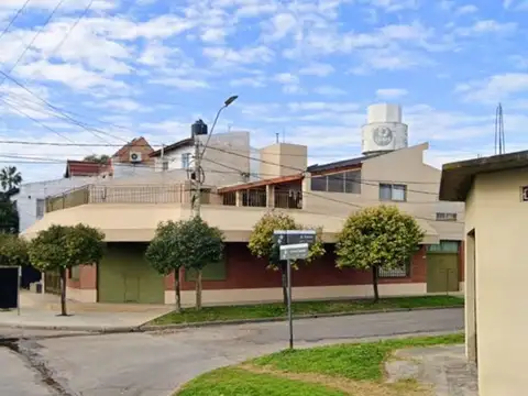 VENTA CASA MULTIFAMILIAR LOCAL COMERCIAL PALOMAR