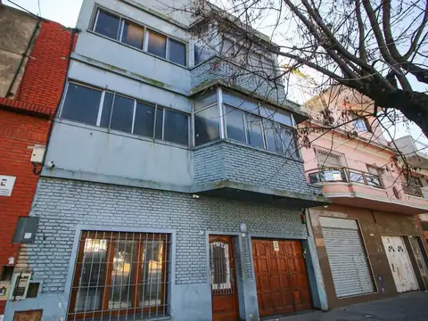 Galpón Venta Parque Chacabuco 822M2 ¡Oportunidad!