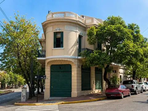 Avenida Chiclana 3000 esquina Inclán
