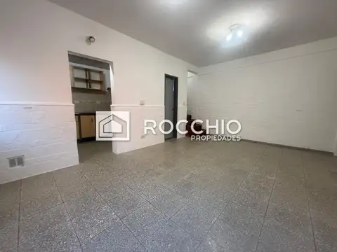 Depto Tipo Casa en Venta en Jose Leon Suarez, USD 53.000