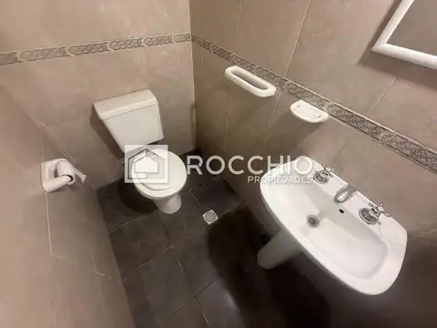 Depto Tipo Casa en Venta al Este