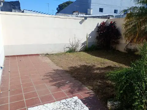 Depto Tipo Casa en Venta en Villa Martelli, USD 94.000