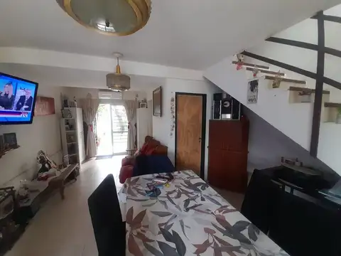 VENTA DUPLEX NUEVO JARDIN 