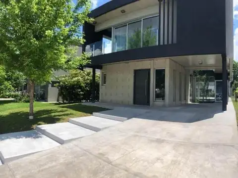 Casa en Venta en Altos de Hudson II
