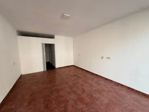 ALQUILER - LOCAL COMERCIAL CENTRO