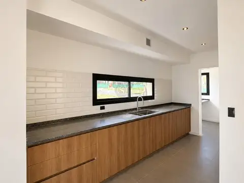 Casa en Venta en Santa Sofía, Pilar del Este, Pilar