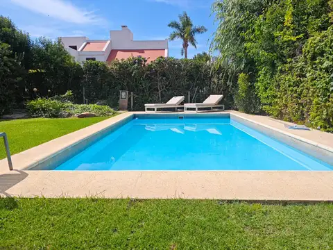 Casa en Alquiler en Barrio Privado Aranjuez