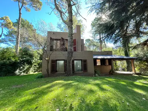 Casa en Venta en Carilo, USD 250.000