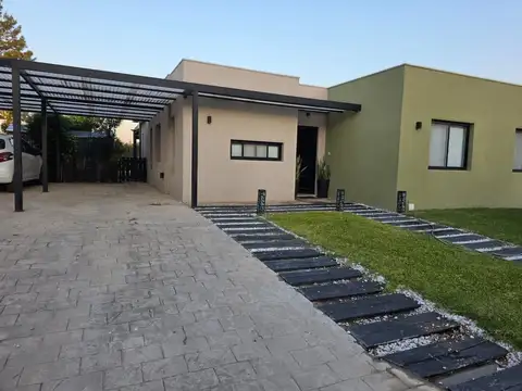 Casa en Alquiler de 2 dormitorios