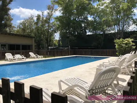 Departamento en Alquiler en Pilar Centro, $ 450.000