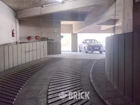 COCHERA EN AV. LAS HERAS Y AUSTRIA - 10 M2 EDIFICIO DE COCHERAS CON VIGILANCIA