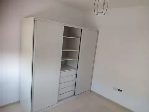 Departamento en Alquiler en Villa Bosch, $ 460.000