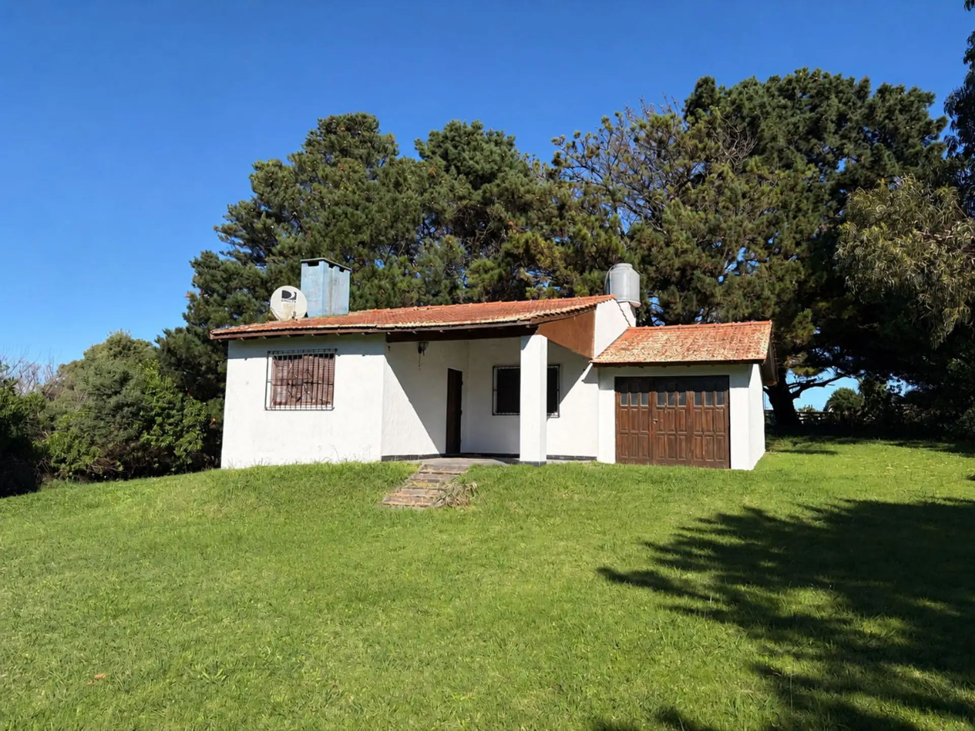 VENTA CASA 4 AMBIENTES GRAN LOTE CHAPADMALAL