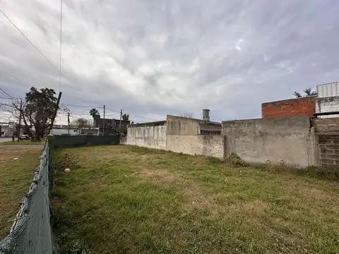 Terreno en Venta 22  mts Fondo