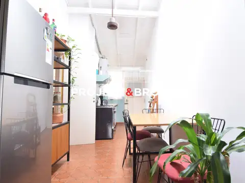 Casa 3 ambientes con 1 baño