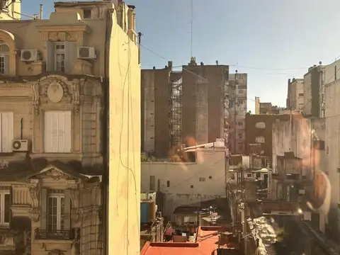 Uruguay 1025 , Piso 8