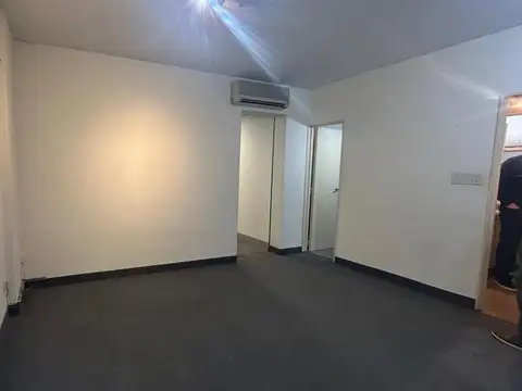 Oficina en Alquiler en Recoleta, $ 1.200.000