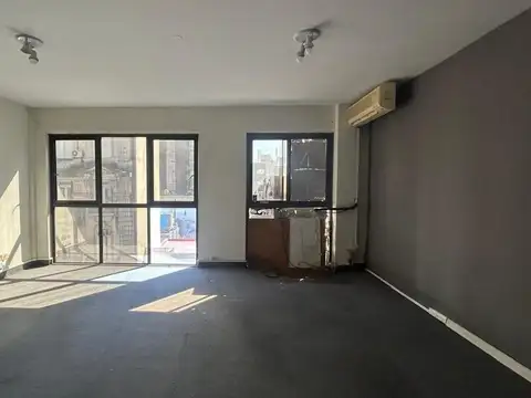 OFICINAS RECOLETA, SOL Y LUZ! PISOS ALTO.