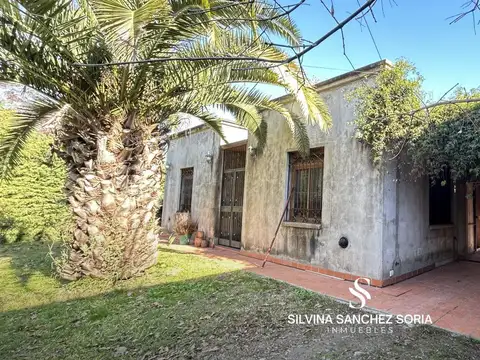 Casa en Venta con 1 cochera