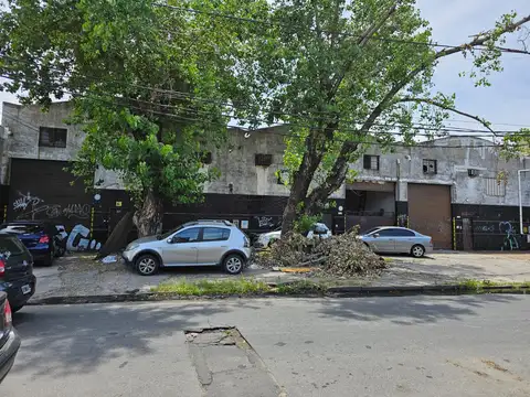 Galpón en  Venta en San Martin 1100 m2