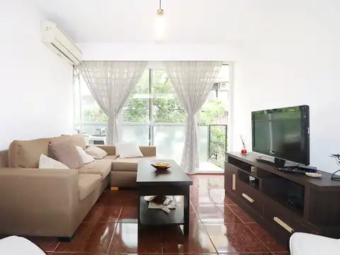 Vta 4 ambs c/dependencias Frente balcón