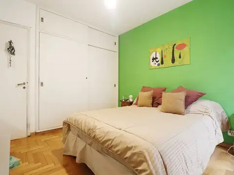 Vta 4 ambs c/dependencias Frente balcón