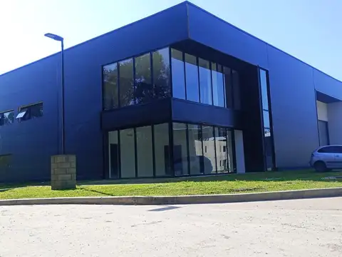 ALQUILER DE NAVE EN PARQUE INDUSTRIAL (VACA MUERTA) NEUQUEN