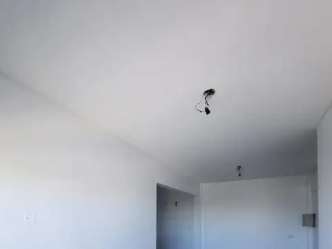 Departamento en Venta en Bernal Oeste, USD 76.000