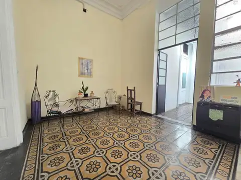 Defensa 300, Piso 1