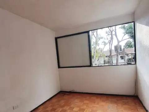 Departamento en Alquiler en Ciudad Jardin Del Palomar, $ 700.000