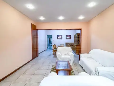 Depto Tipo Casa en Venta en Boulogne, USD 185.000