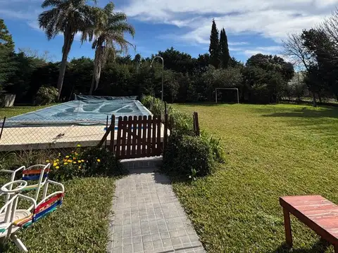 Casa 3 ambientes con 1 baño