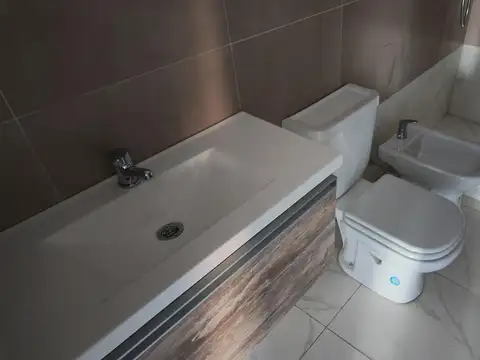 Casa en Alquiler al Este