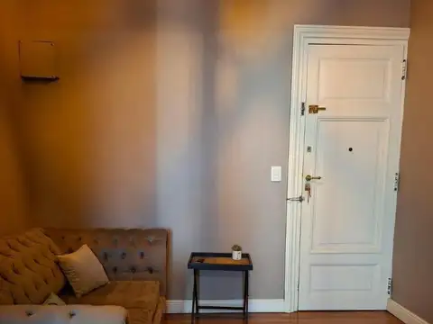 Tucumán e/ Suipacha y Esmeralda