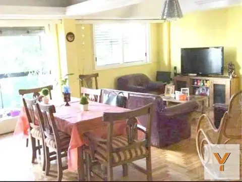Departamento 5 ambientes con 2 baños