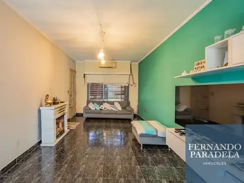Casa 4 ambientes con 1 baño