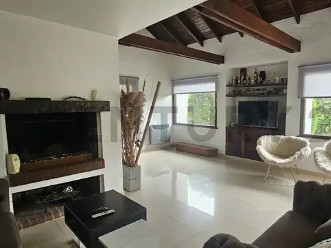 Casa en VENTA, Aranjuez Country Club, Belén de escobar, escobar.