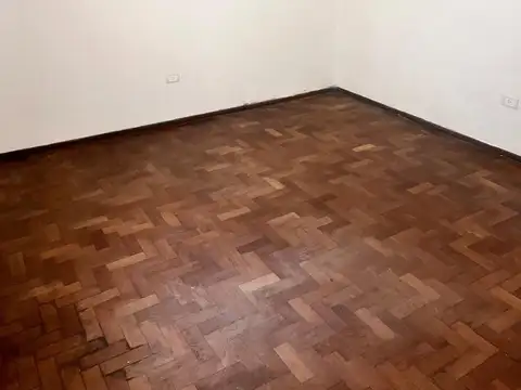 Depto Tipo Casa en Venta al Oeste