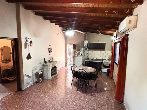 VENTA-CASA 4 AMB- ALDO BONZI