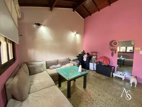 Casa 3 ambientes con 2 baños