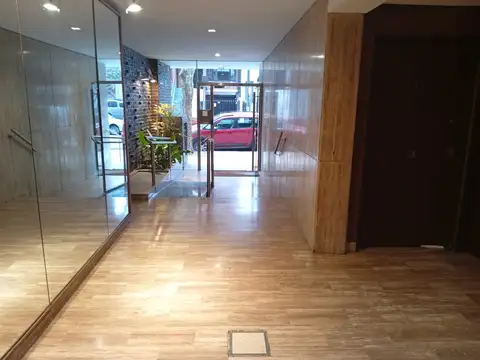 Zapiola 1700, Piso 1