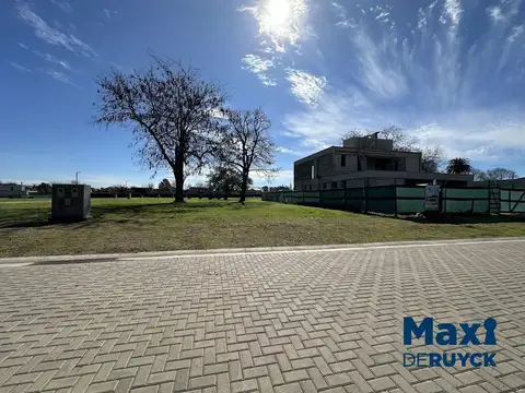 Terreno en Venta 37  mts Fondo