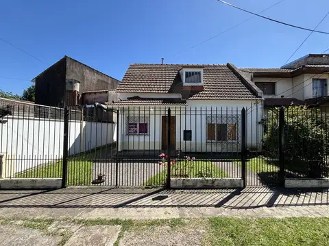 Casa - Venta - Argentina, Almirante Brown - Bollini 759