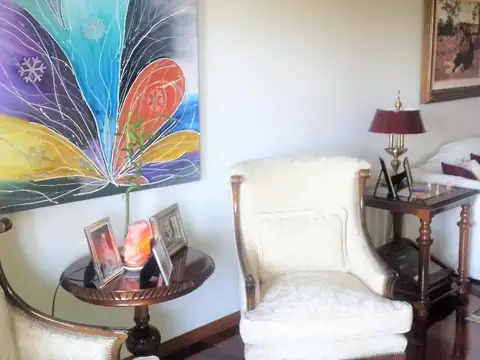 Departamento en Venta con 2 cocheras