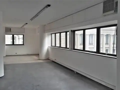 Oficina en Alquiler 35 años
