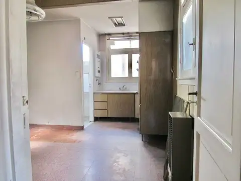 Depto Tipo Casa en Venta 64 años