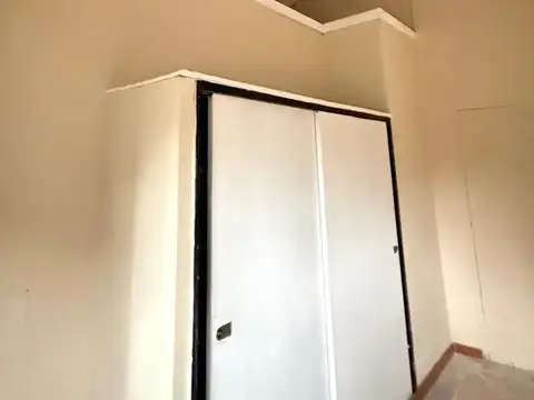 Casa en Alquiler con 1 cochera