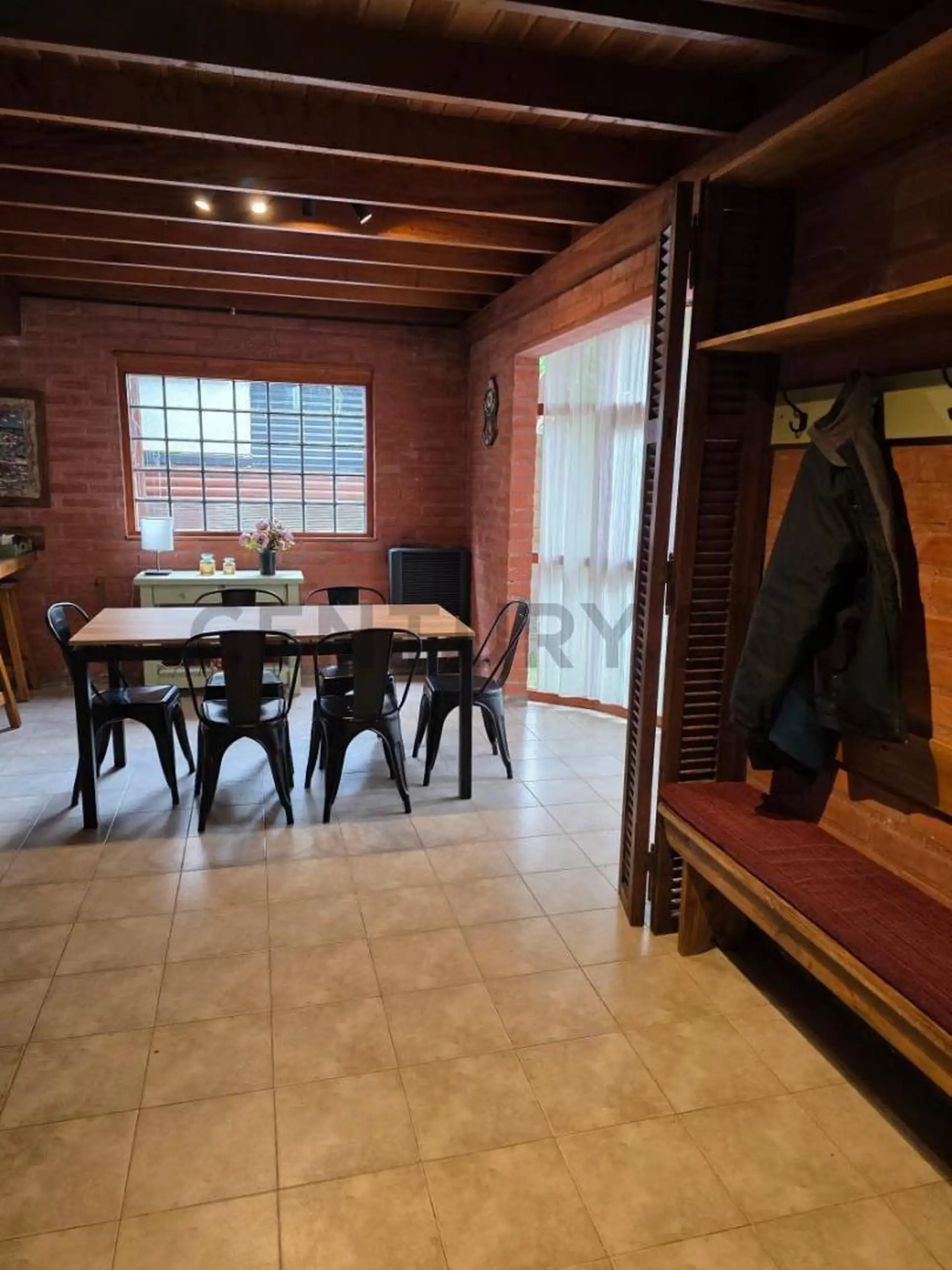 ALQUILER CASA 4 AMBIENTES BARRIO CAISAMAR 12/24 MESES